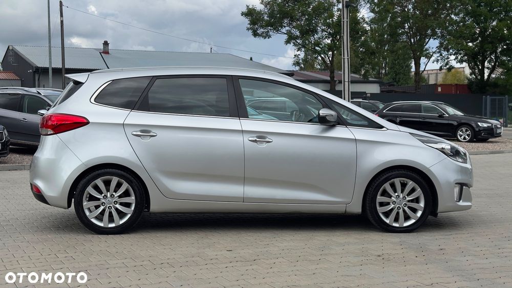 Kia Carens 1.7 CRDi 136 Fifa World Cup Edition - 9