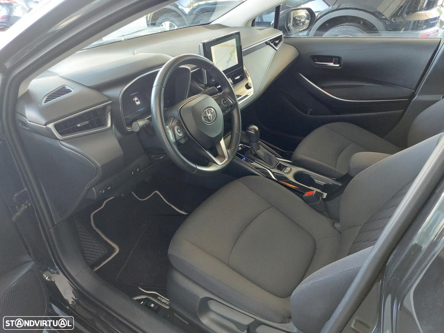 Toyota Corolla 1.8 Hybrid Exclusive - 13