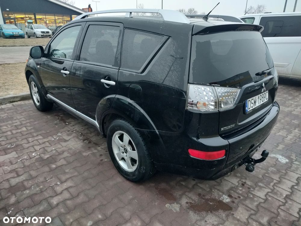 Mitsubishi Outlander 2.0 DID Instyle - 7