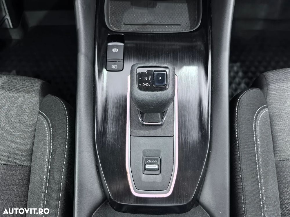 Nissan Qashqai 1.3 l MHEV X-Tronic Tekna - 14