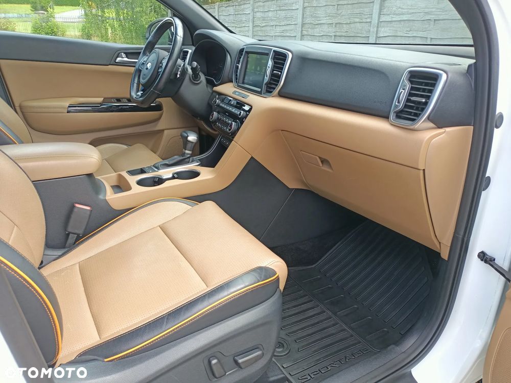 Kia Sportage - 17