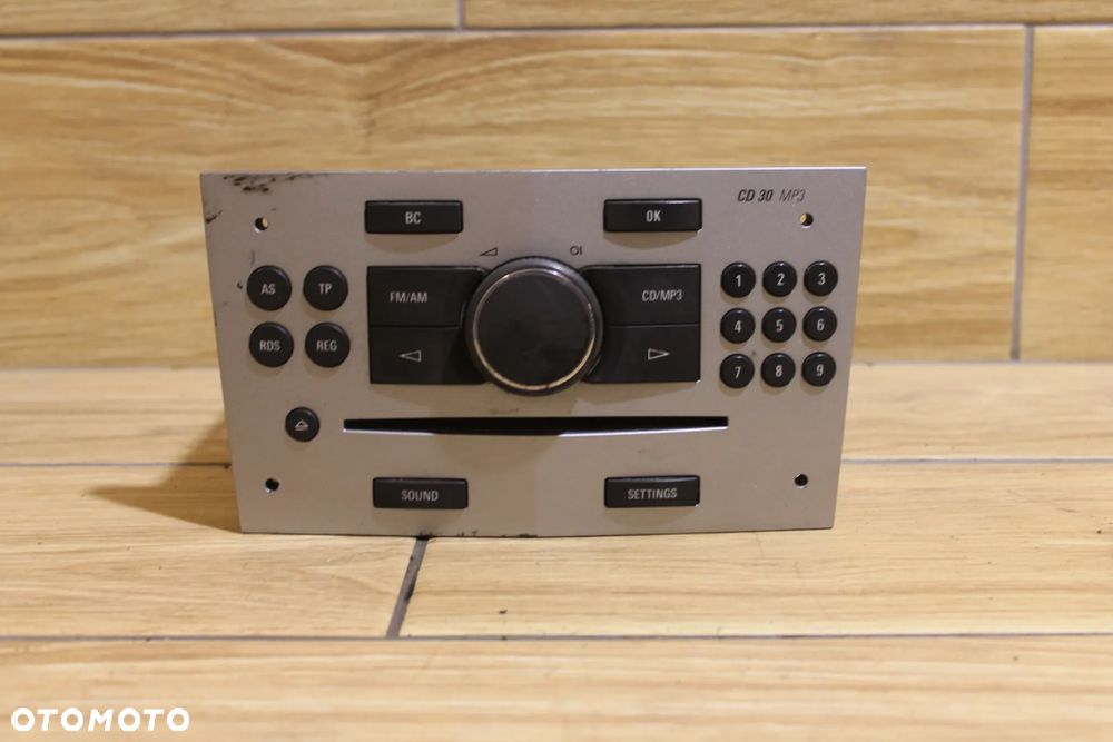 Radio Fabryczne CD Opel Corsa D 497316088