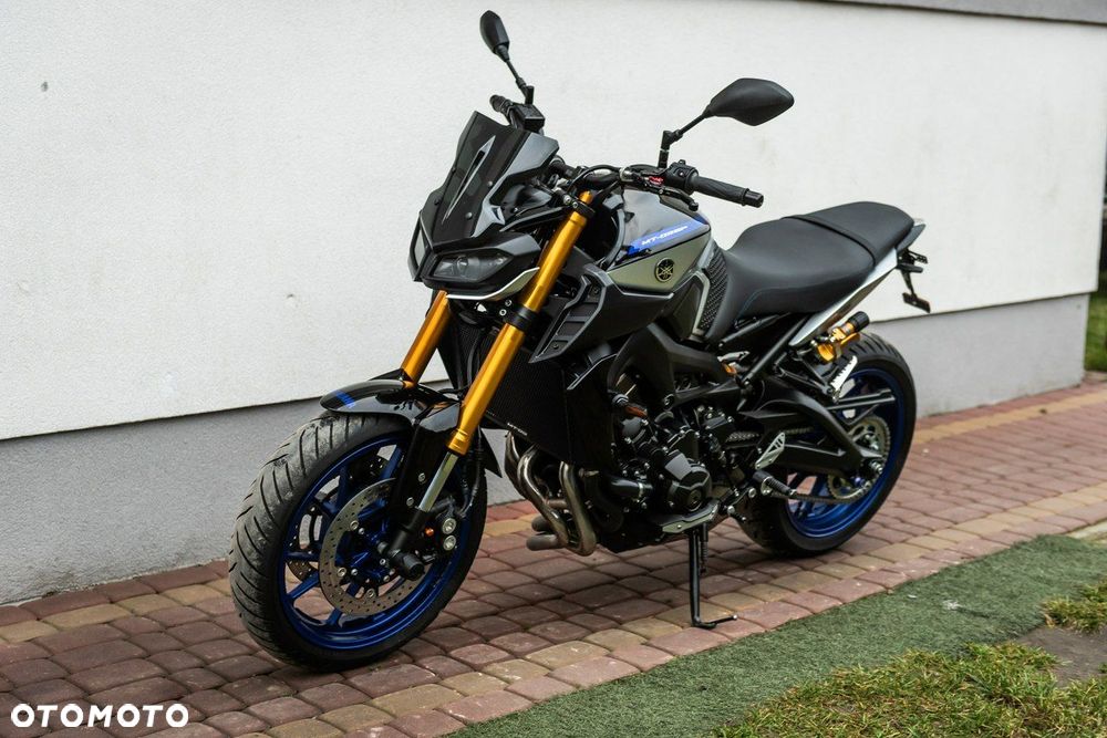 Yamaha MT - 6