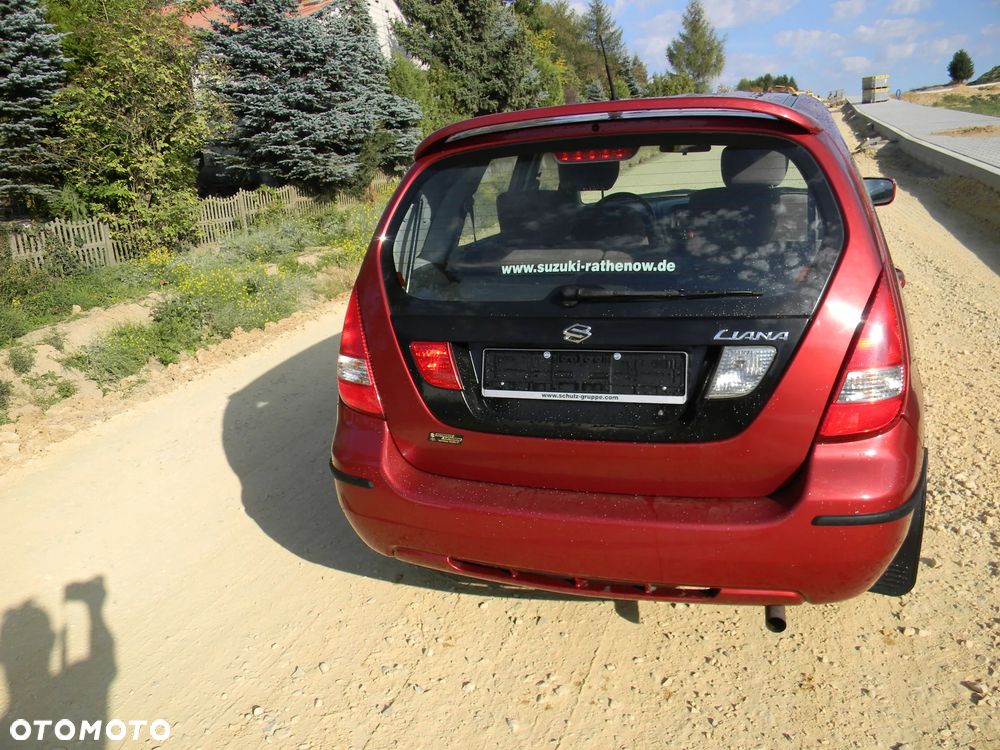 Suzuki Liana 1.6 - 9