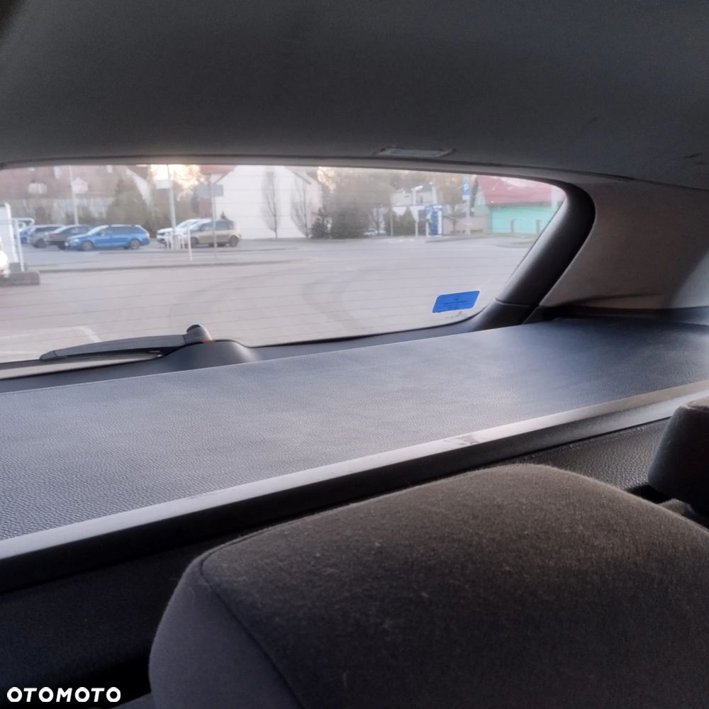 Volkswagen Golf 1.6 Trendline - 16