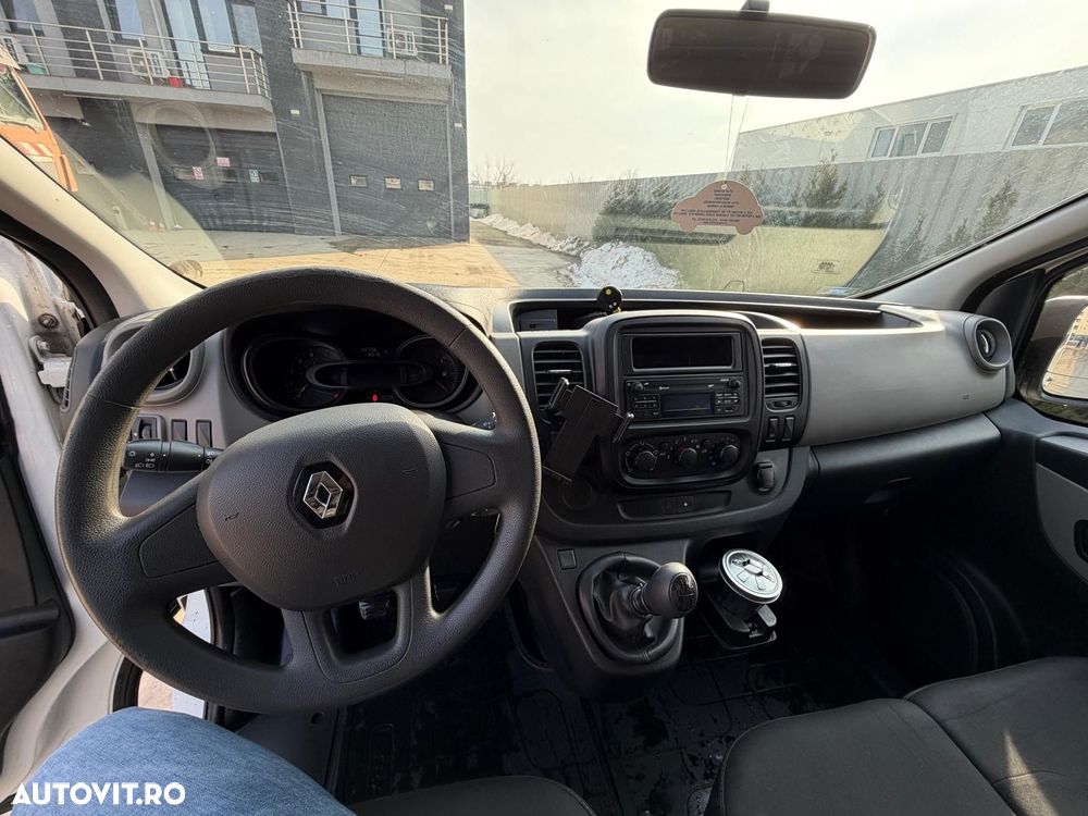 Renault Trafic - 6