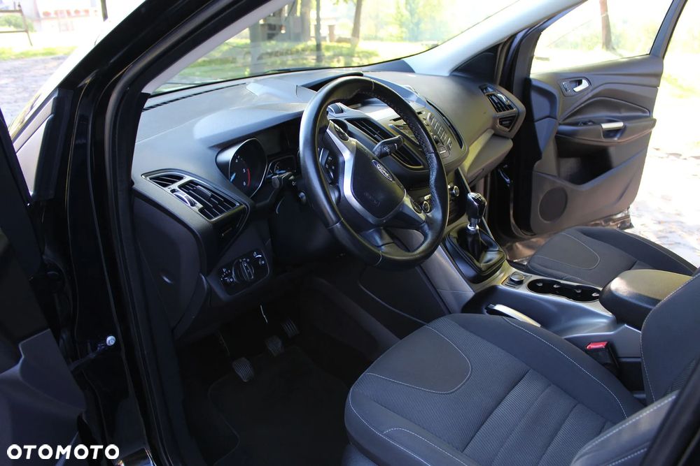 Ford Kuga - 22