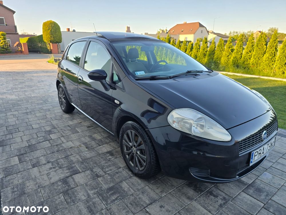 Fiat Punto 1.4 16V Dynamic - 1