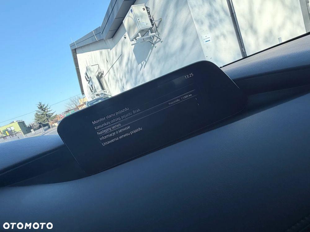 Mazda 3 SKYACTIV-X 2.0 M-Hybrid SELECTION - 25