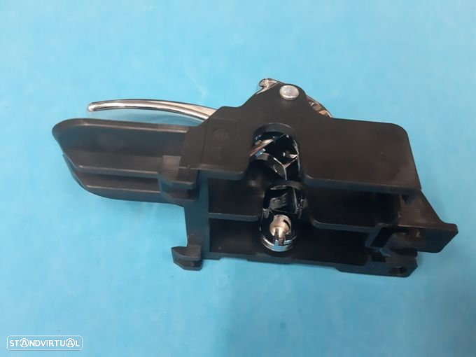 Puxadores pega muleta porta em cromados Nissan Pathfinder R51 (80670-9BK0A)  NOVO - 5