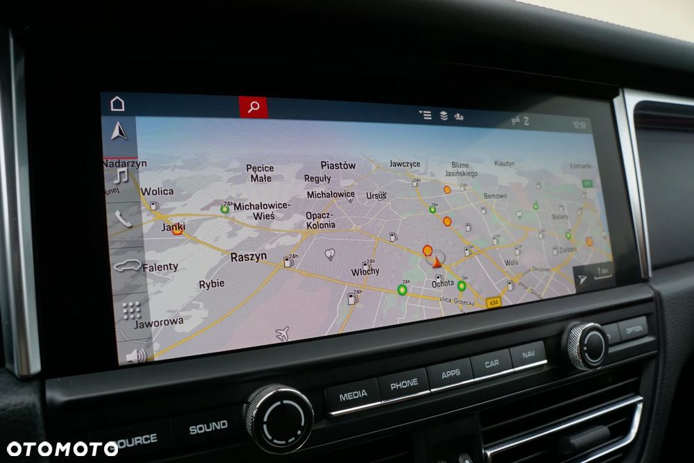 Porsche Macan Standard - 34