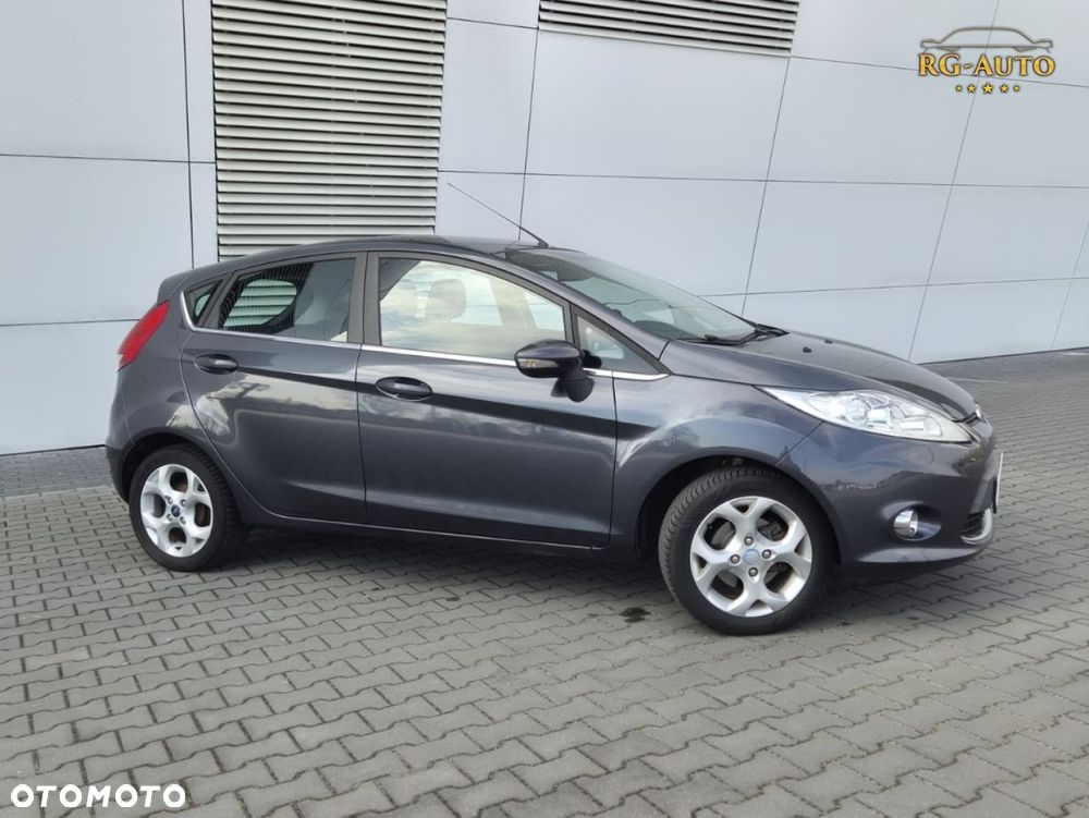 Ford Fiesta - 4
