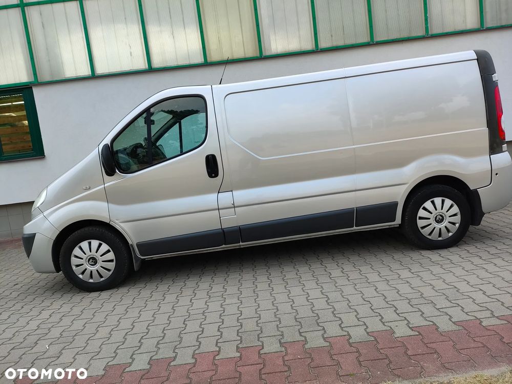 Renault Trafic - 9