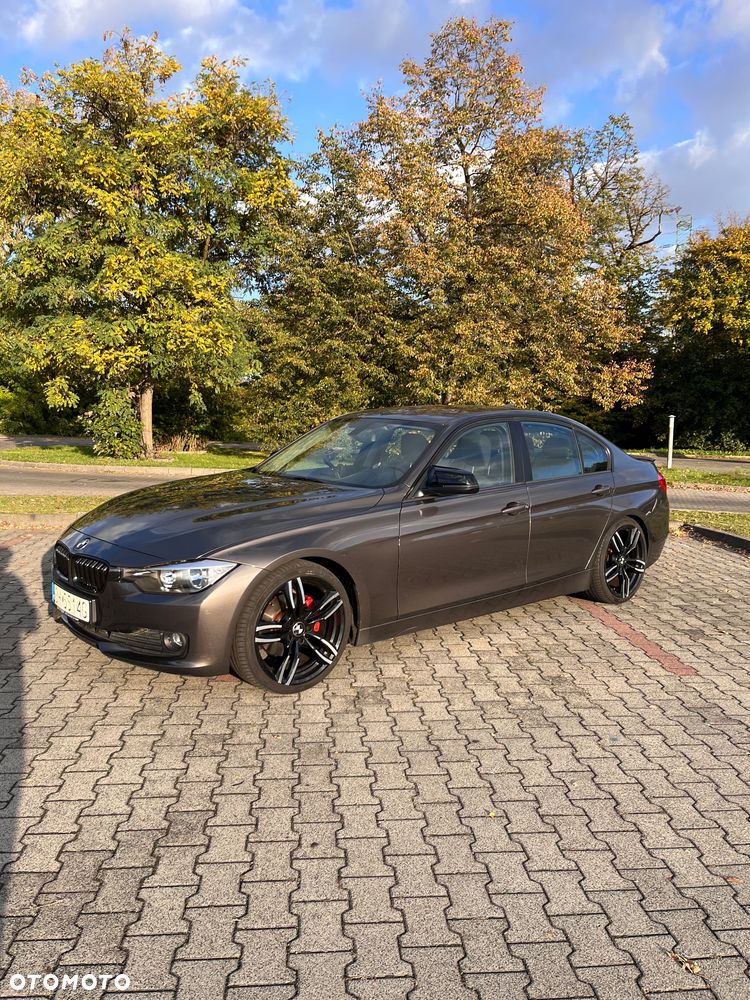 BMW Seria 3 320d xDrive - 1