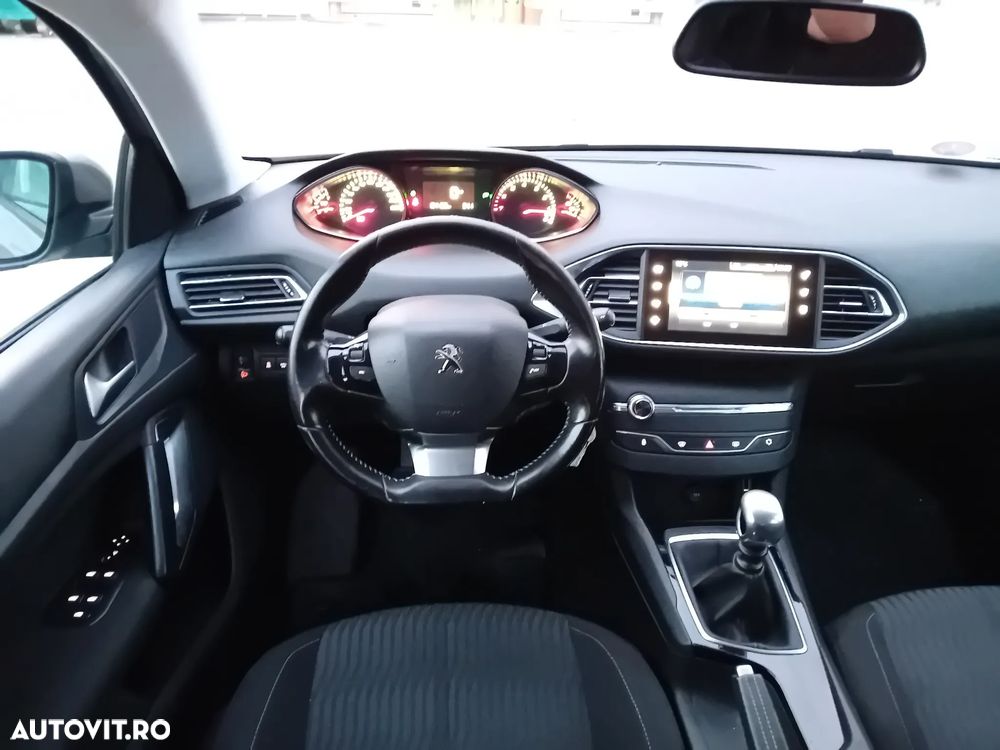 Peugeot 308 PureTech 130 Stop & Start Style - 5
