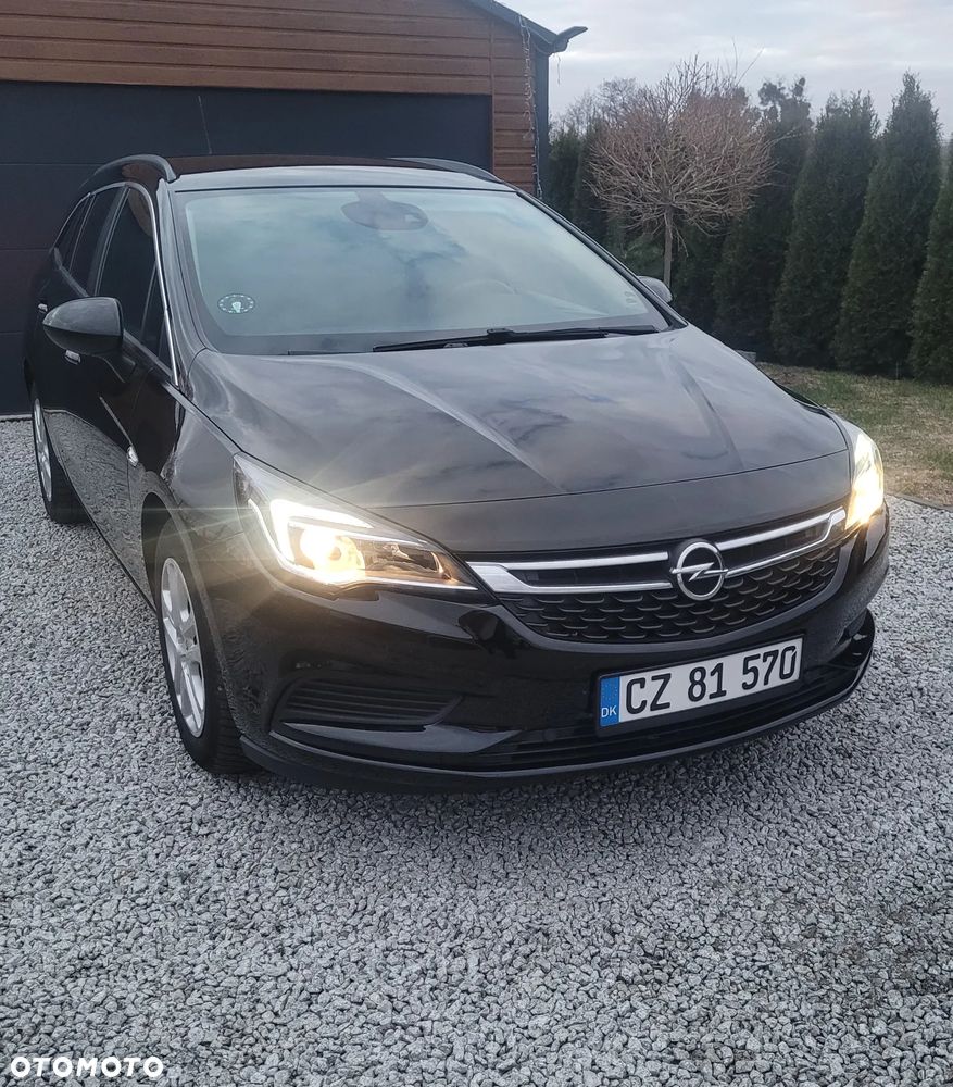 Opel Astra - 2