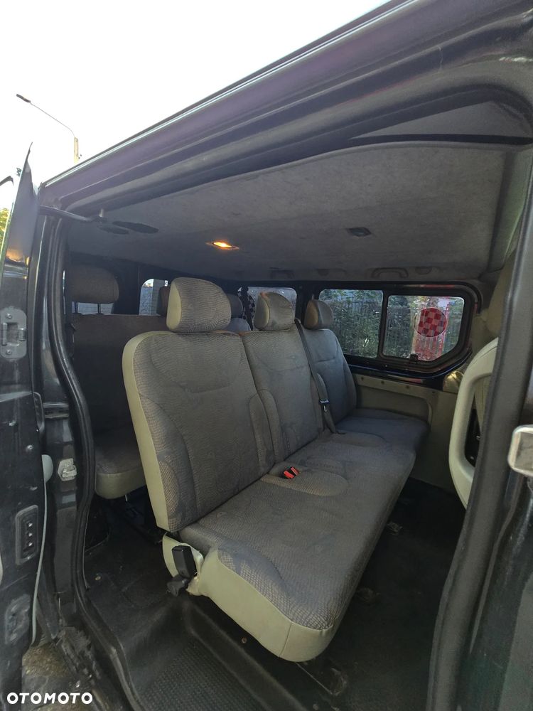 Renault Trafic Passenger Expression - 12