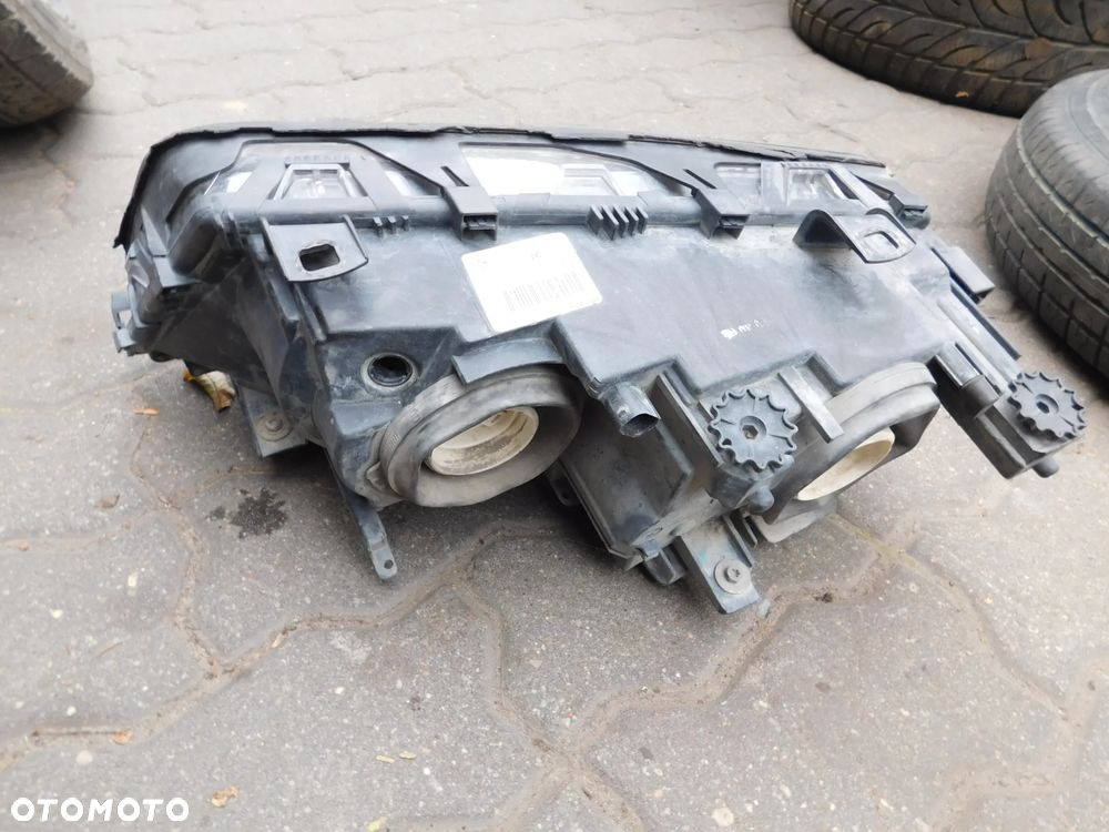 lampa prawa przód BMW E46 E-46 przed liftingiem BOSCH - 7