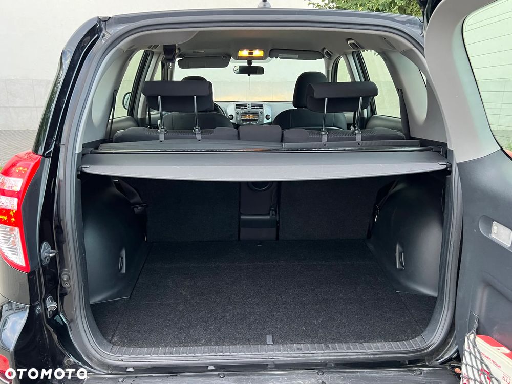 Toyota RAV4 2.0 VVT-i Luna 4x2 - 9