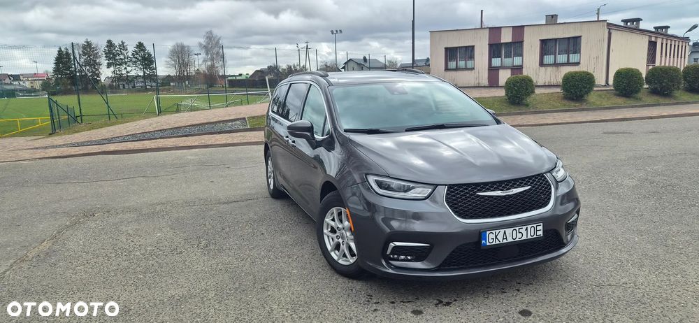 Chrysler Pacifica - 9