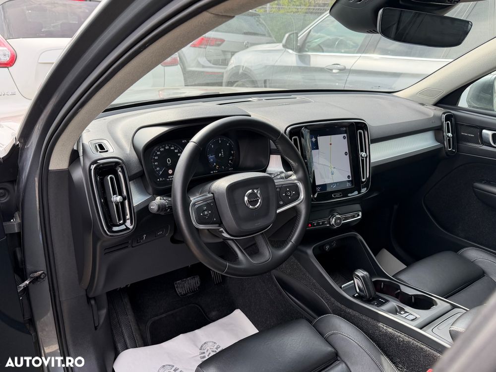 Volvo XC 40 D4 AWD Inscription - 12