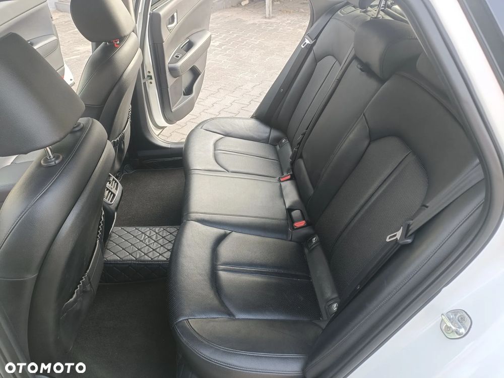 Kia Optima Sportagon 1.7 CRDI DCT Edition 7 - 12