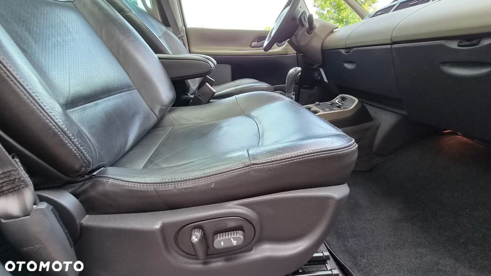 Renault Espace 3.5 Initiale - 20