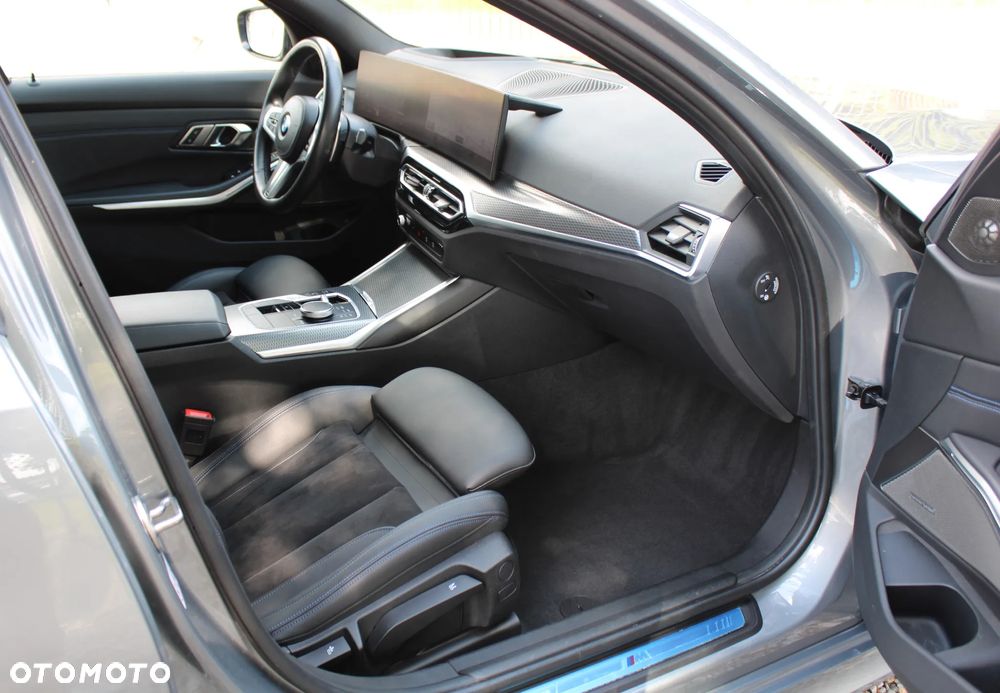 BMW Seria 3 330i xDrive M Sport sport - 23
