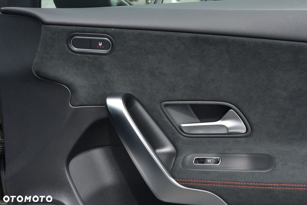 Mercedes-Benz Klasa A 200 AMG Line 7G-DCT - 21