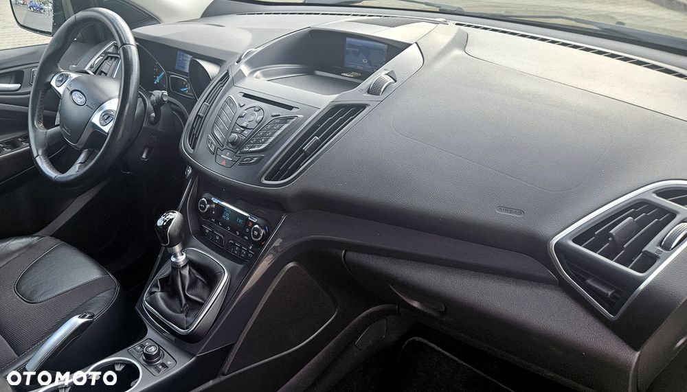 Ford Kuga 2.0 TDCi 4WD Titanium - 13