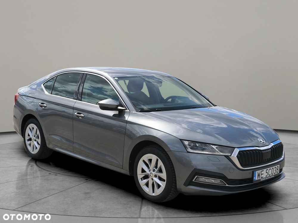Skoda Octavia 2.0 TDI Style DSG - 3