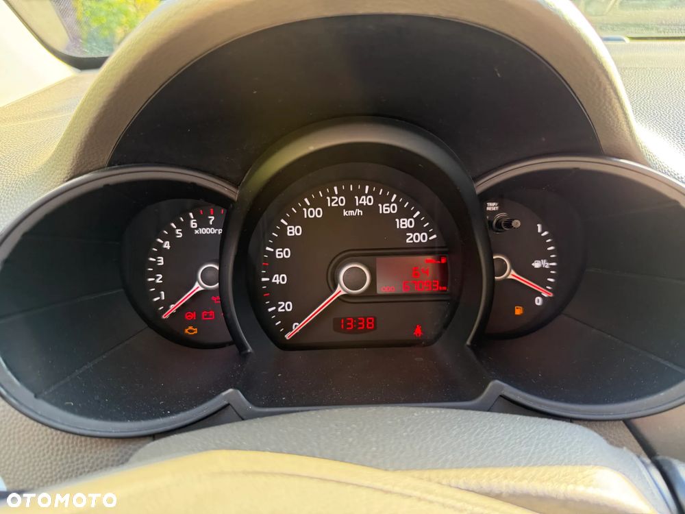 Kia Picanto - 13