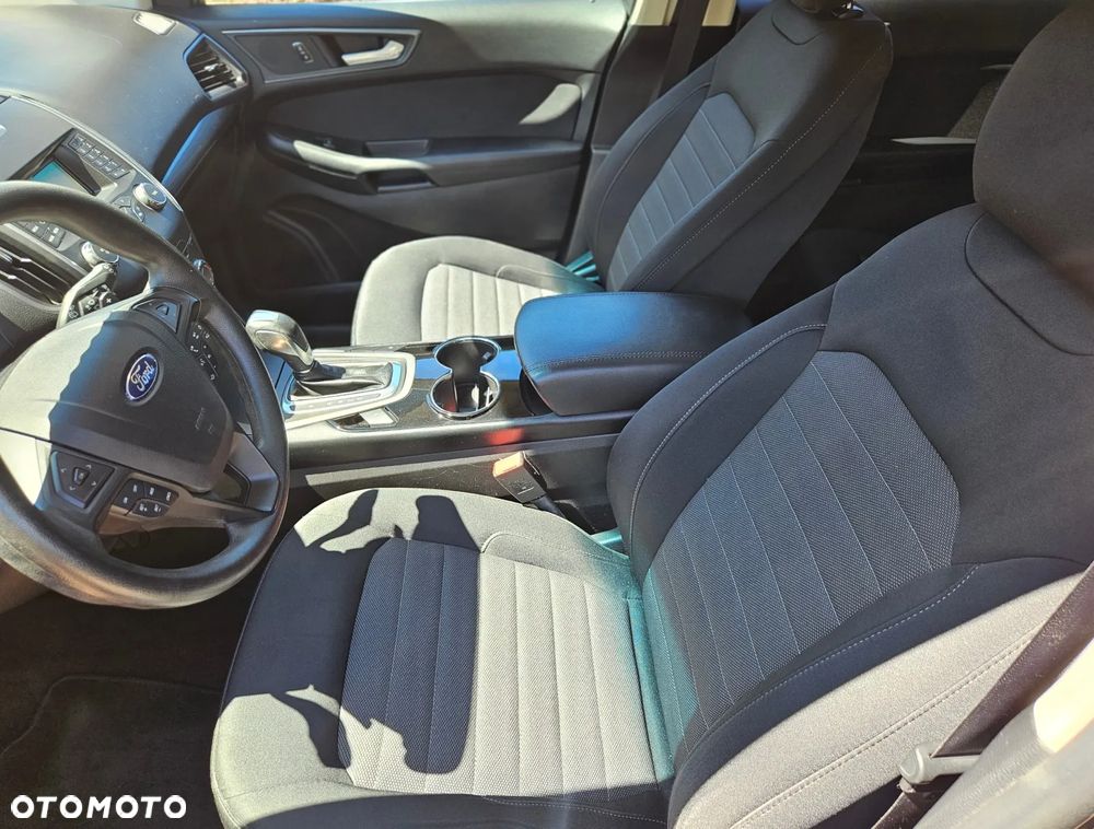 Ford Edge - 24