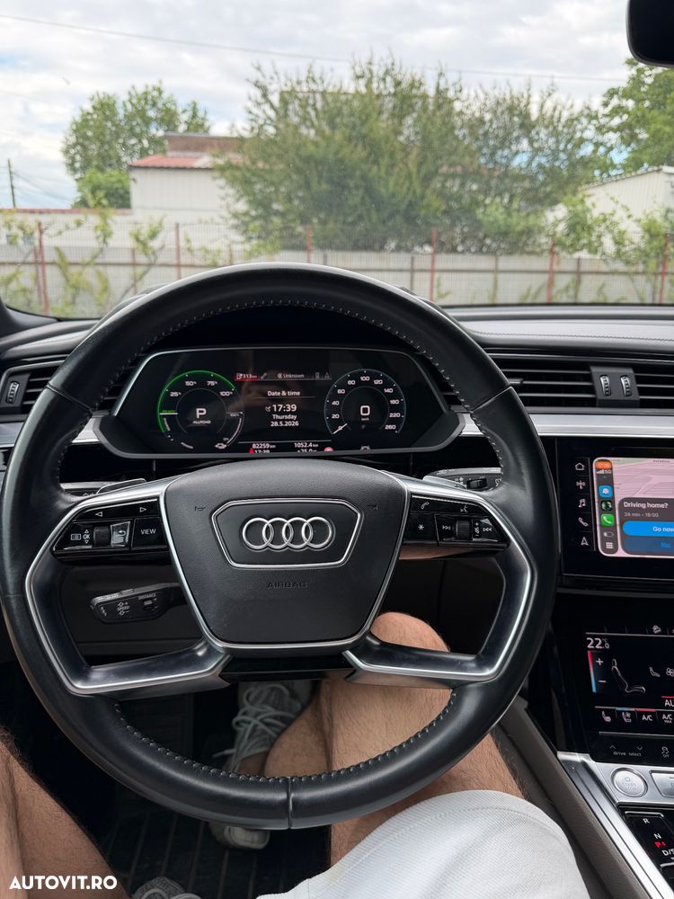 Audi e-tron - 9