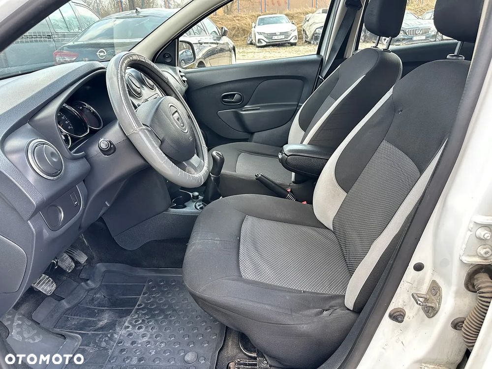 Dacia Sandero 1.5 dCi Laureate S&S - 8