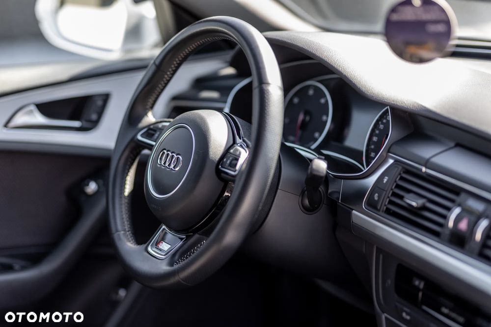 Audi A6 Avant 2.0 TDI Ultra S tronic - 22
