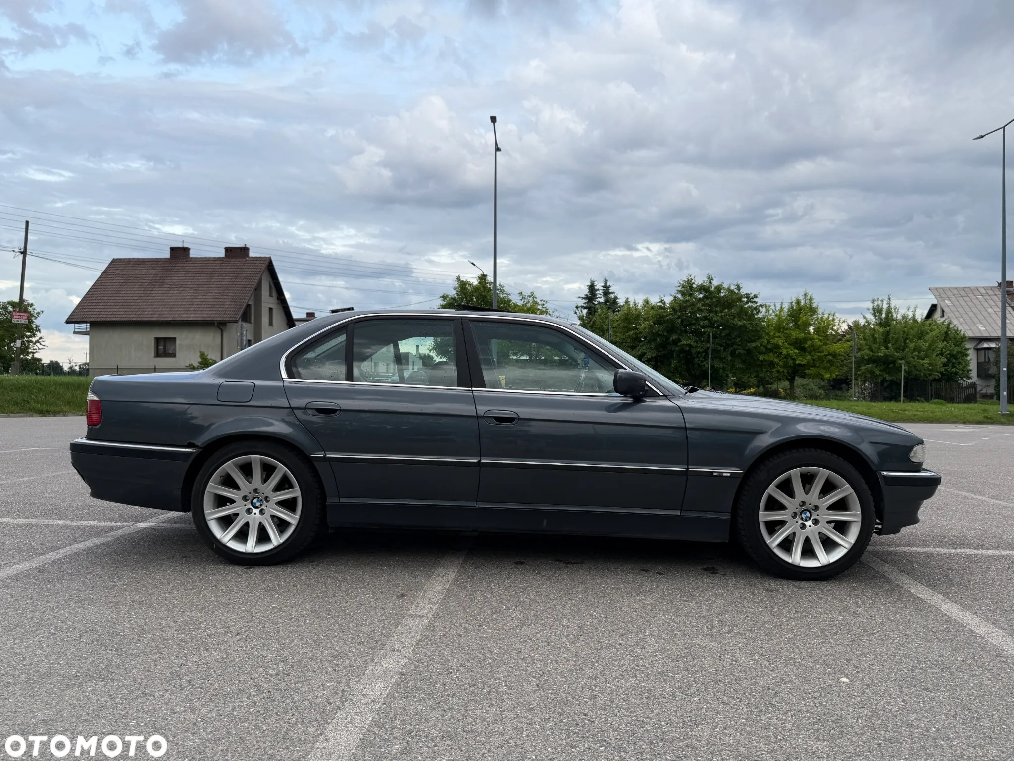 BMW Seria 7 728i L - 4