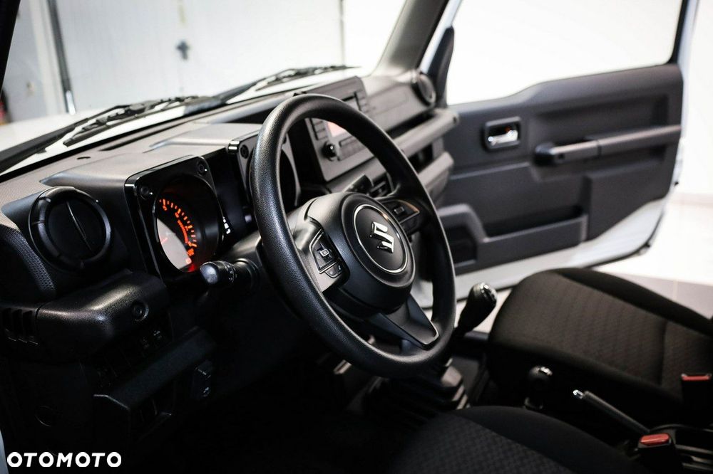 Suzuki Jimny - 16