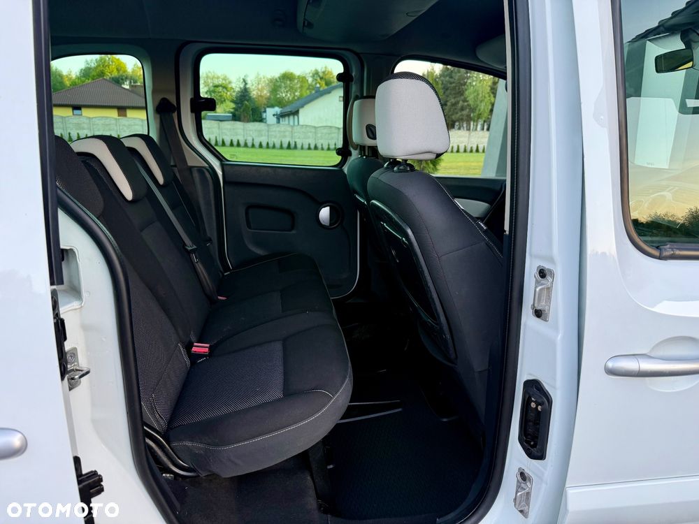 Renault Kangoo 1.6 16V Privilege - 21