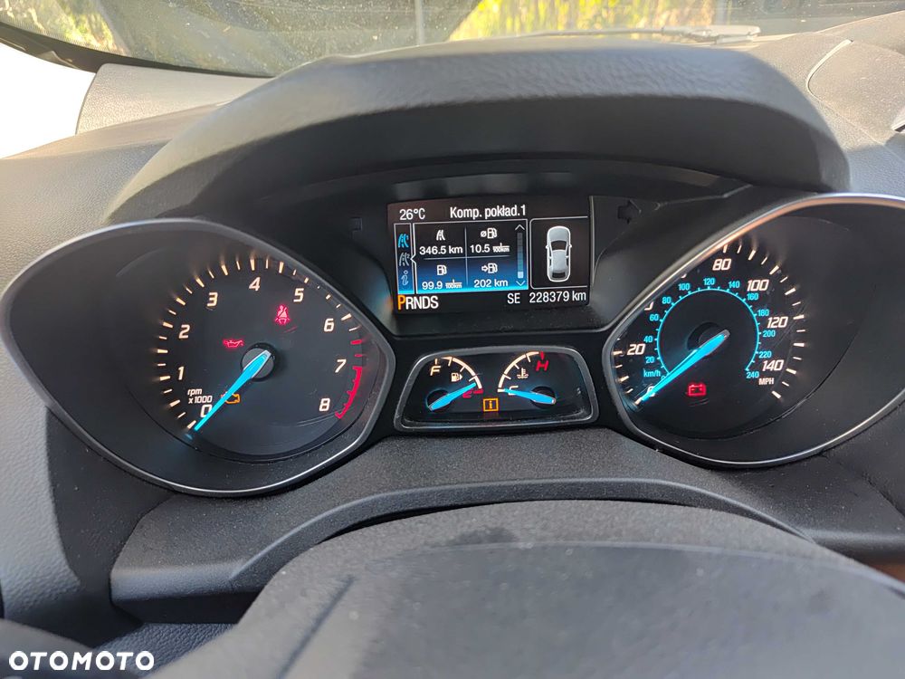 Ford Kuga - 4