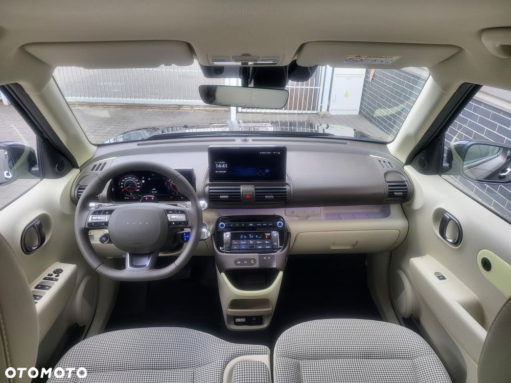 Hyundai Inster 49kWh Modern - 17