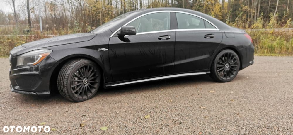 Mercedes-Benz CLA 45 AMG 4Matic 7G-DCT - 5