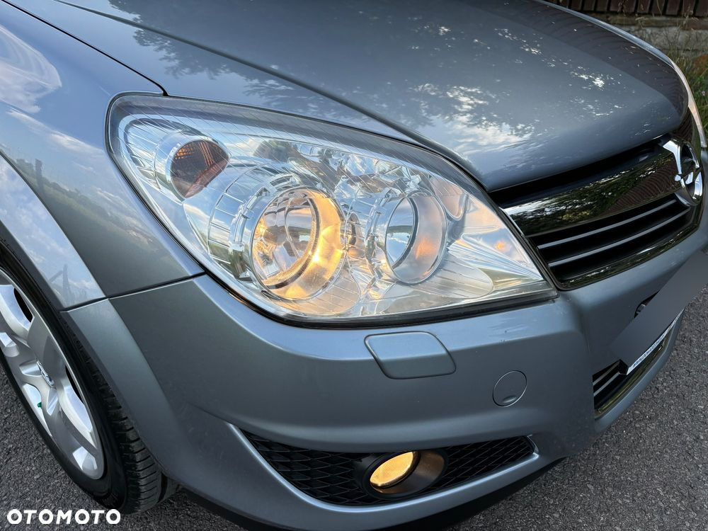Opel Astra 1.6 Sport - 15