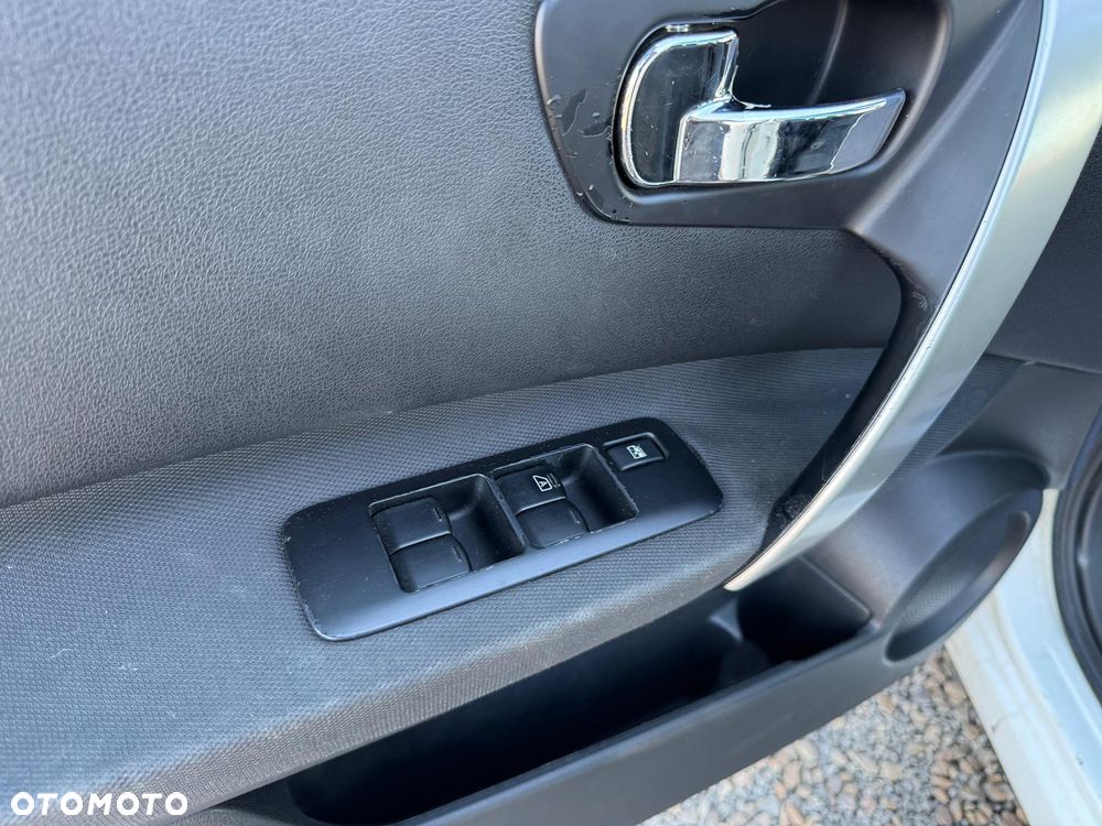 Nissan Qashqai 1.6 Acenta - 12