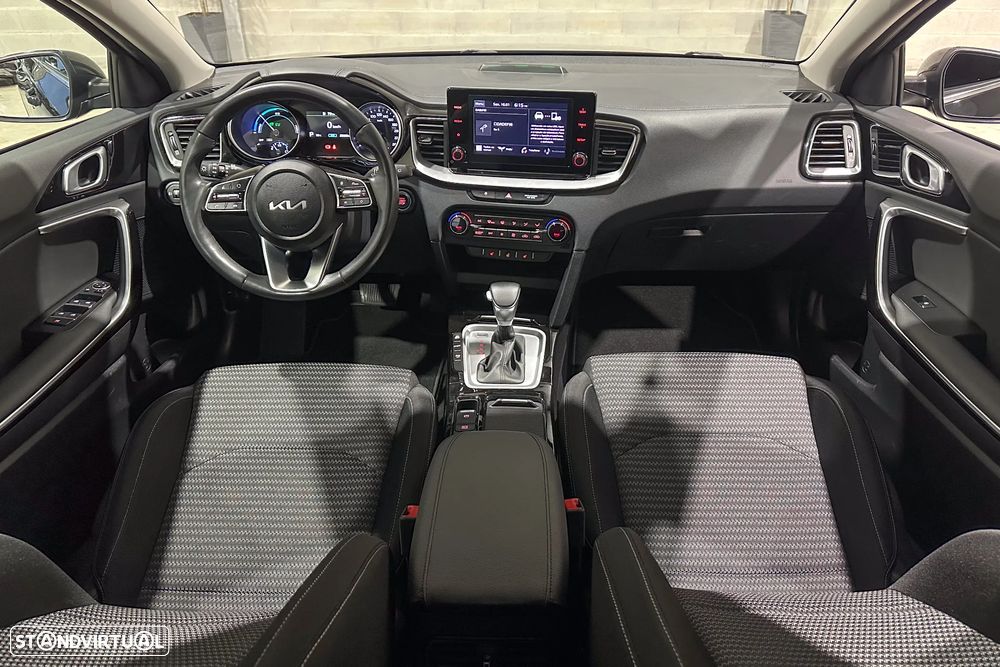 Kia XCeed 1.6 GDi PHEV Drive - 12