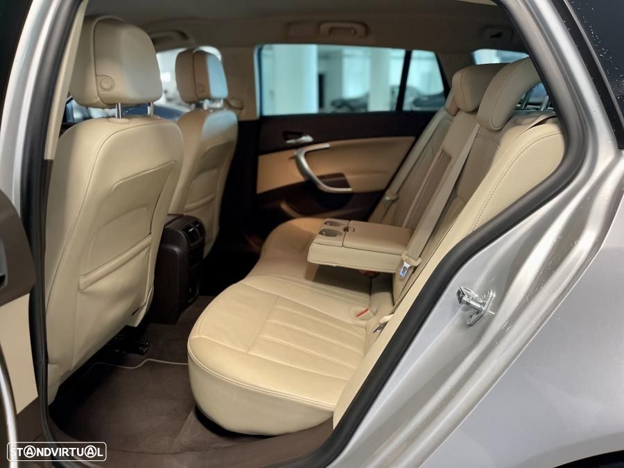 Opel Insignia Sports Tourer 2.0 CDTi Cosmo - 19