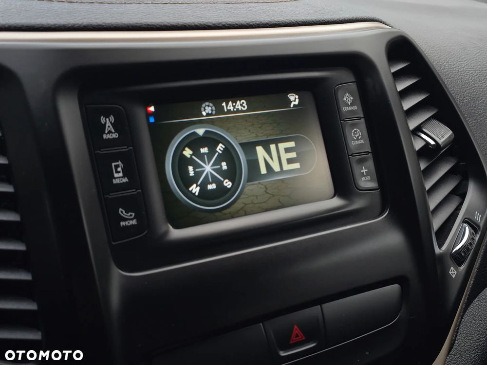 Jeep Cherokee 3.2 V6 Pentastar Active Drive I Automatik Limited - 30