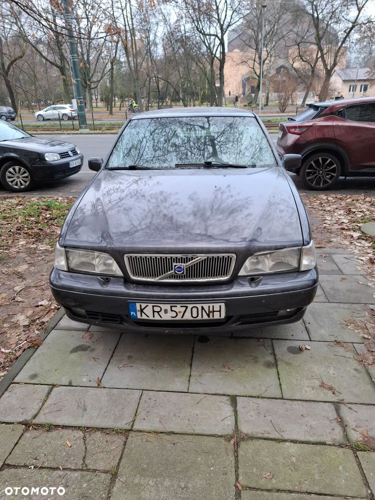 Volvo V70 - 1