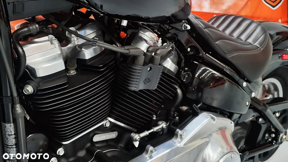 Harley-Davidson Softail Standard - 25