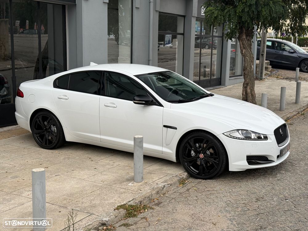 Jaguar XF 2.2 - 4